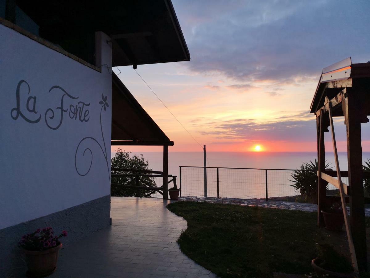Вілла Azienda Agrituristica La Fonte Боніфаті Екстер'єр фото